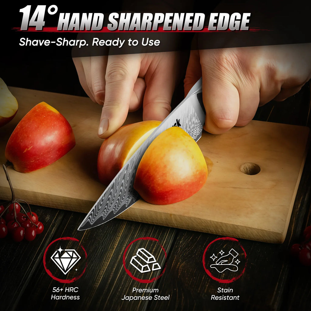 Damascus steel blade with distinctive wave pattern for precise cutting